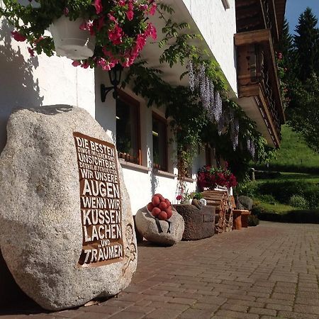 Holzbildhauerei Kammerer Triberg im Schwarzwald Eksteriør billede
